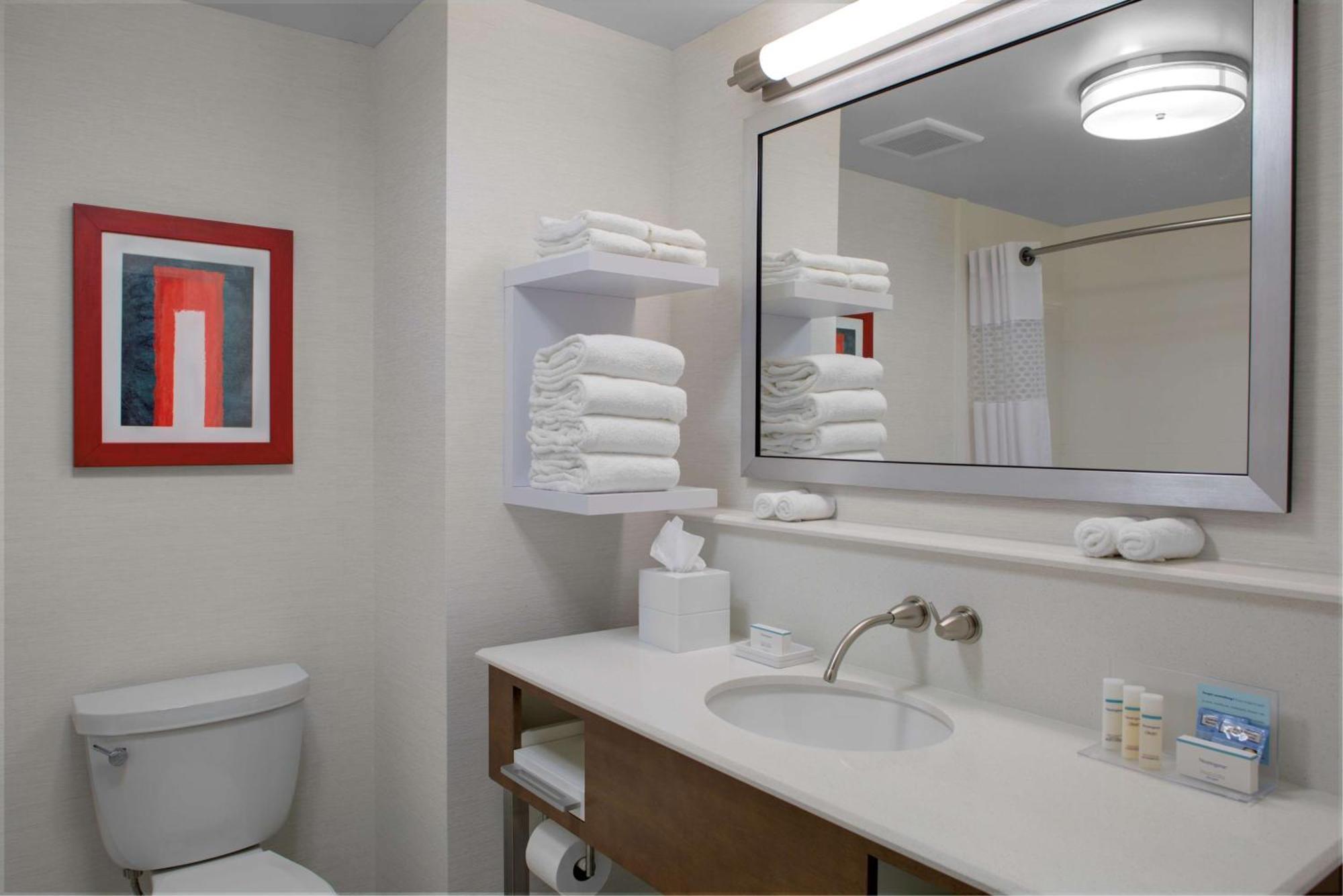 Hampton Inn & Suites Columbus Scioto Downs Bagian luar foto