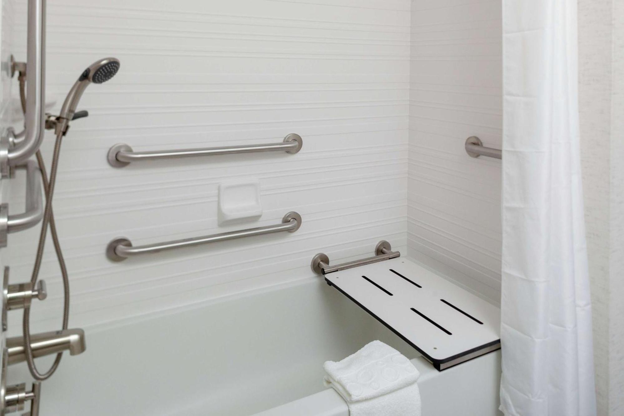 Hampton Inn & Suites Columbus Scioto Downs Bagian luar foto