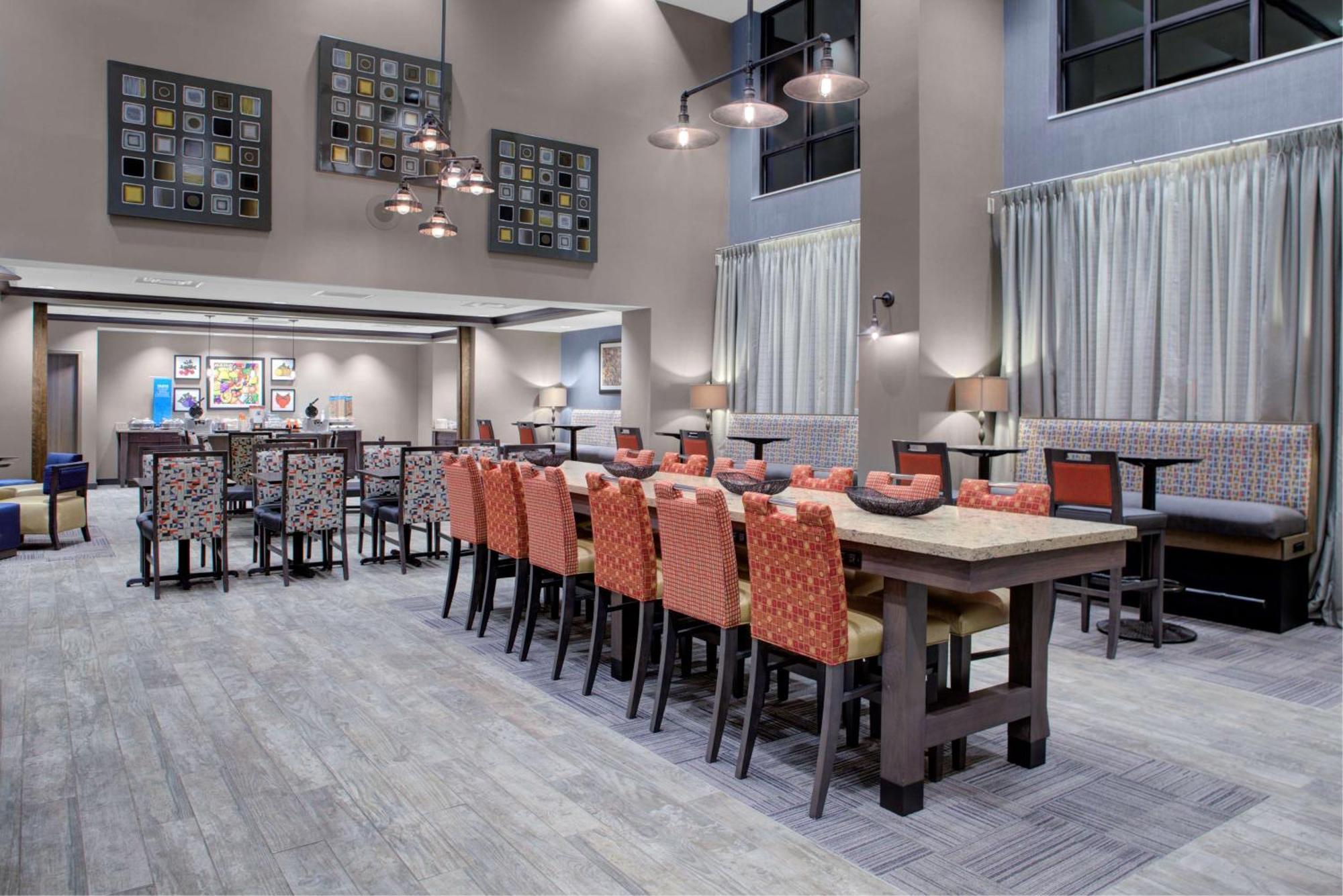 Hampton Inn & Suites Columbus Scioto Downs Bagian luar foto