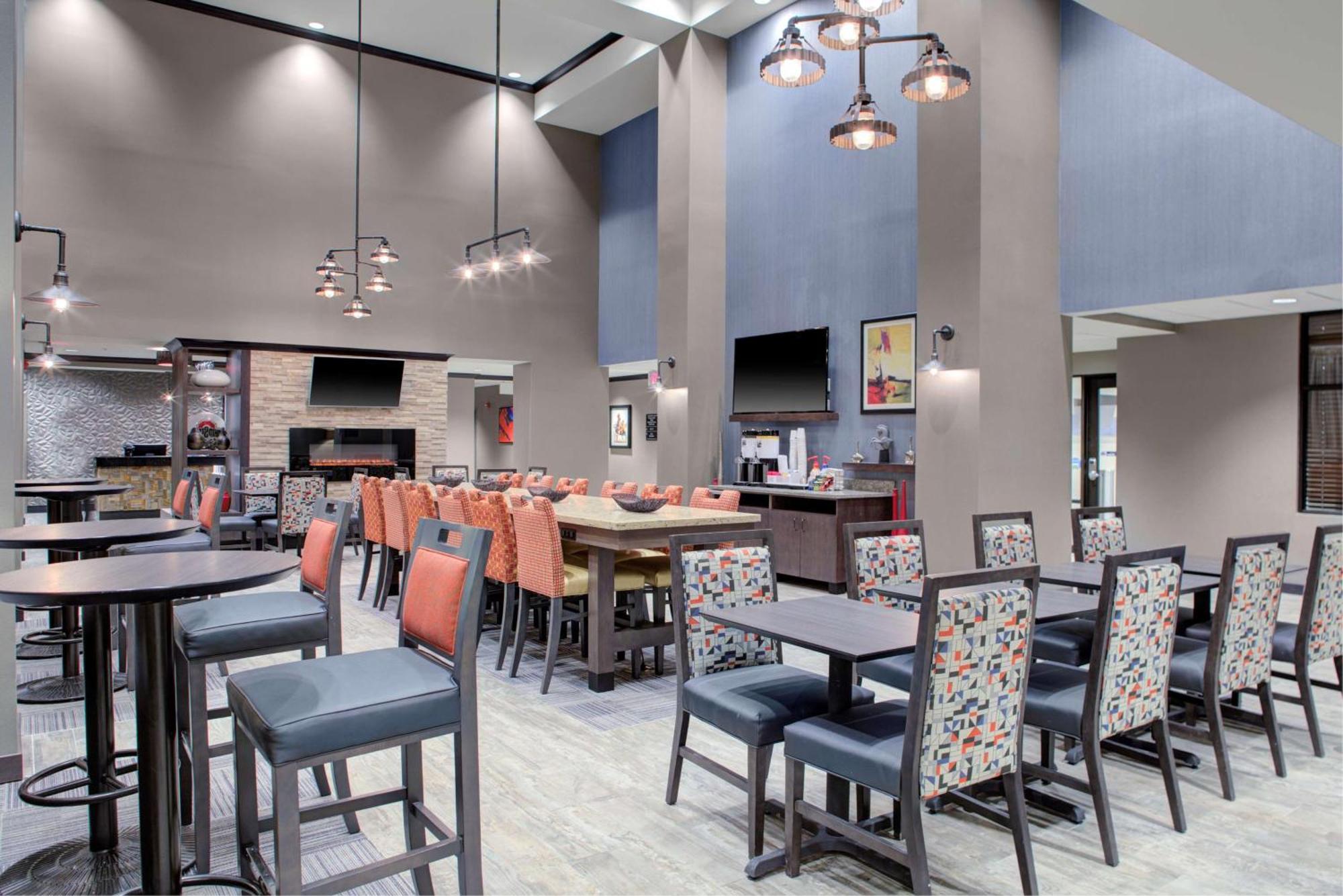 Hampton Inn & Suites Columbus Scioto Downs Bagian luar foto
