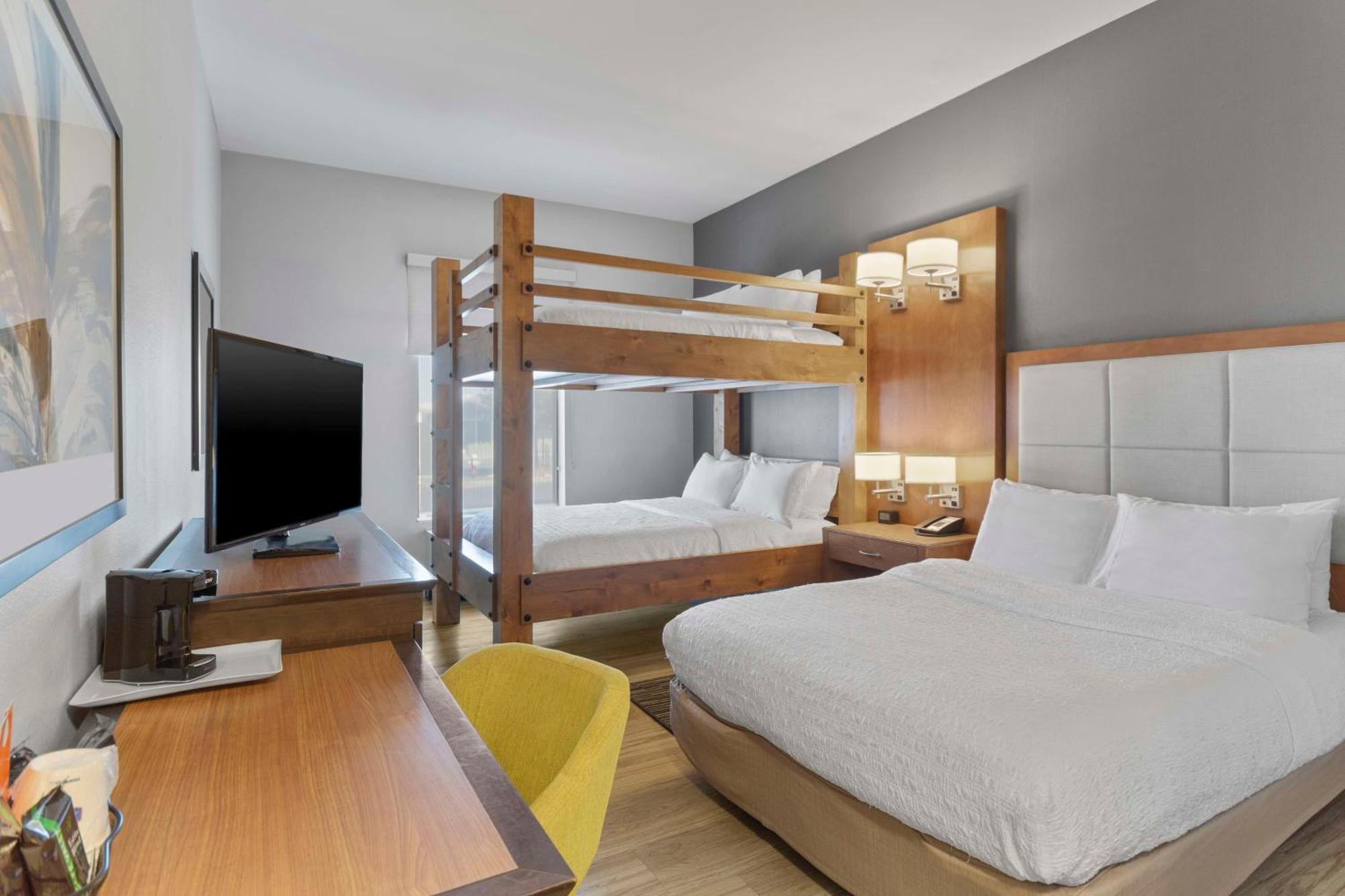 Hampton Inn & Suites Columbus Scioto Downs Bagian luar foto