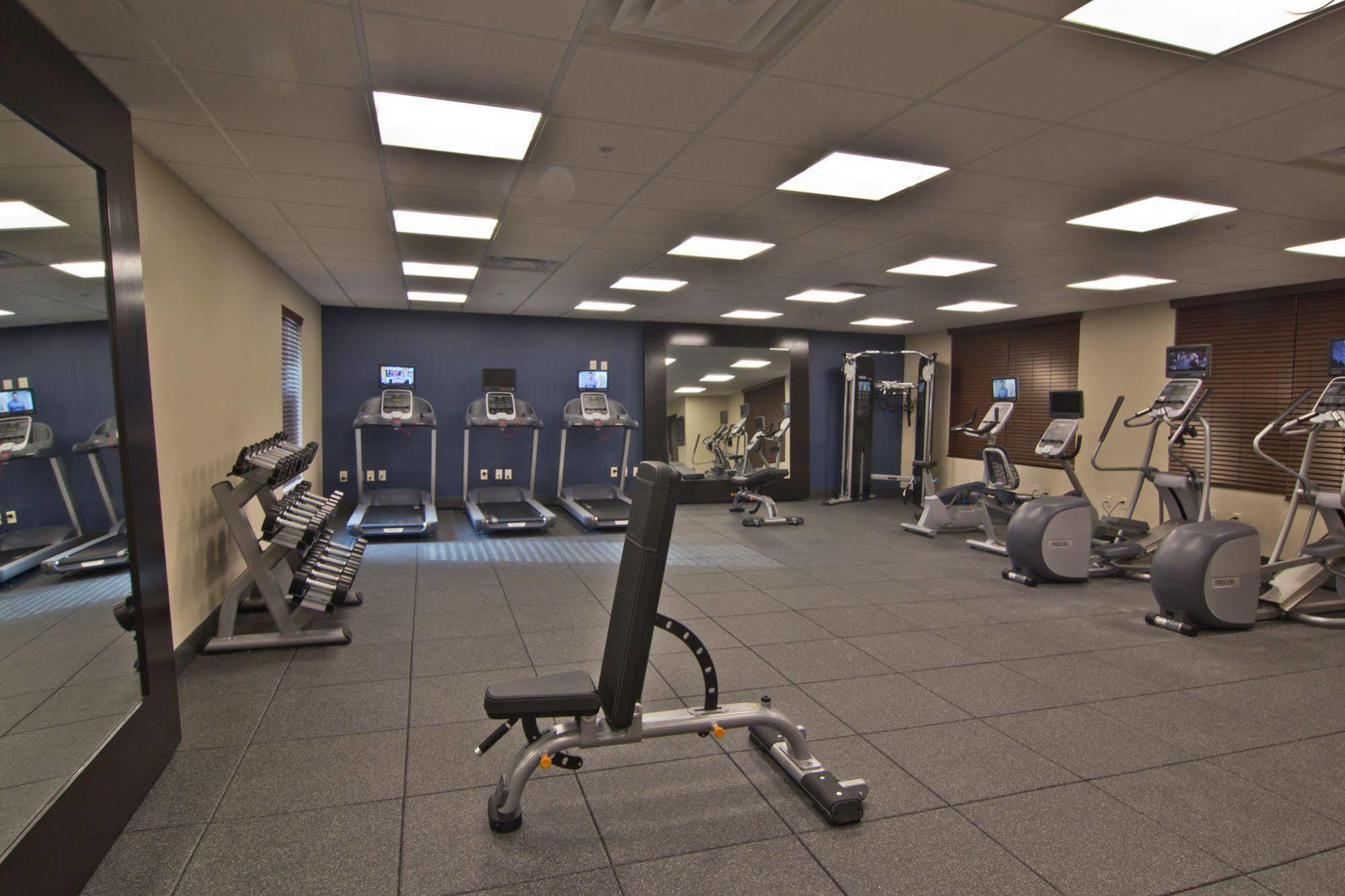 Hampton Inn & Suites Columbus Scioto Downs Bagian luar foto
